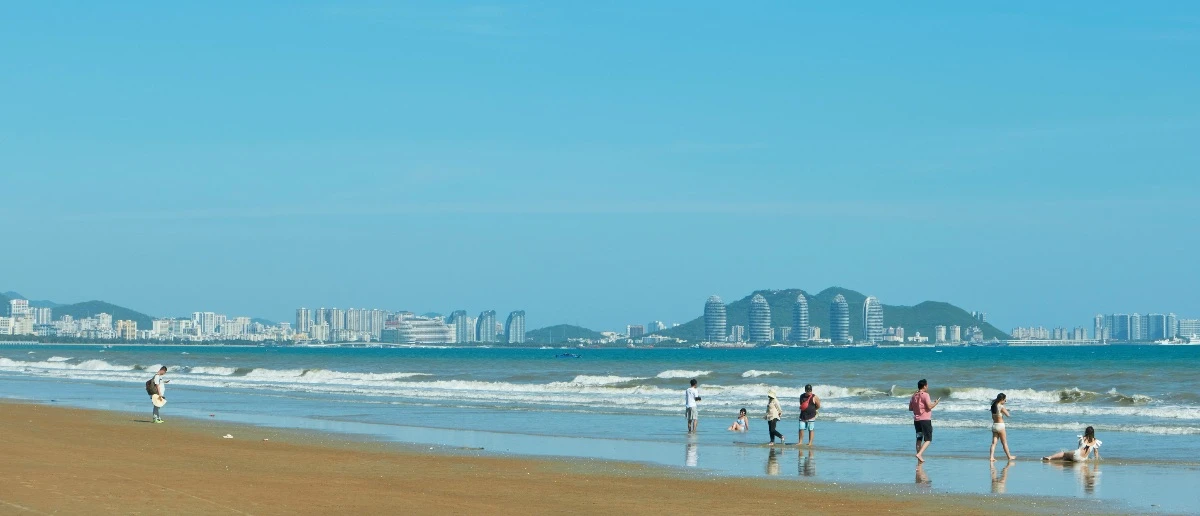 A panoramic view over the tropical bay and the resort pool area, Sanya